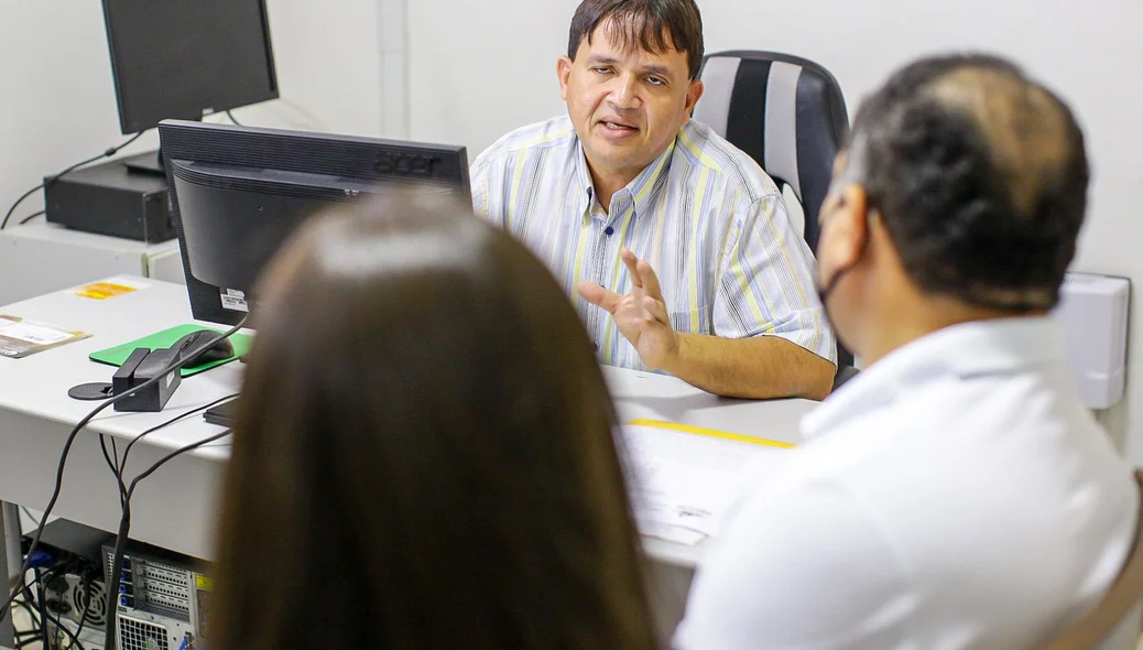 Evaldo e Fernanda Gomes visitam Dr. Betinho no Imep