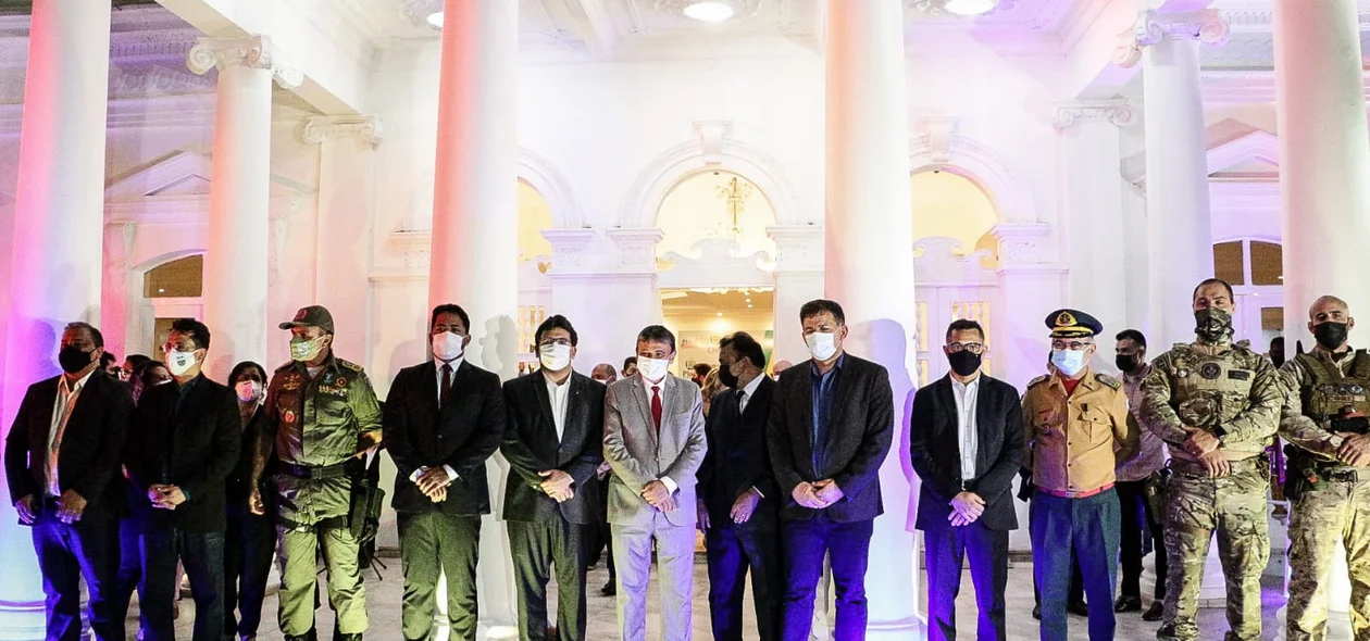 Formatura da equipe da Força Estadual