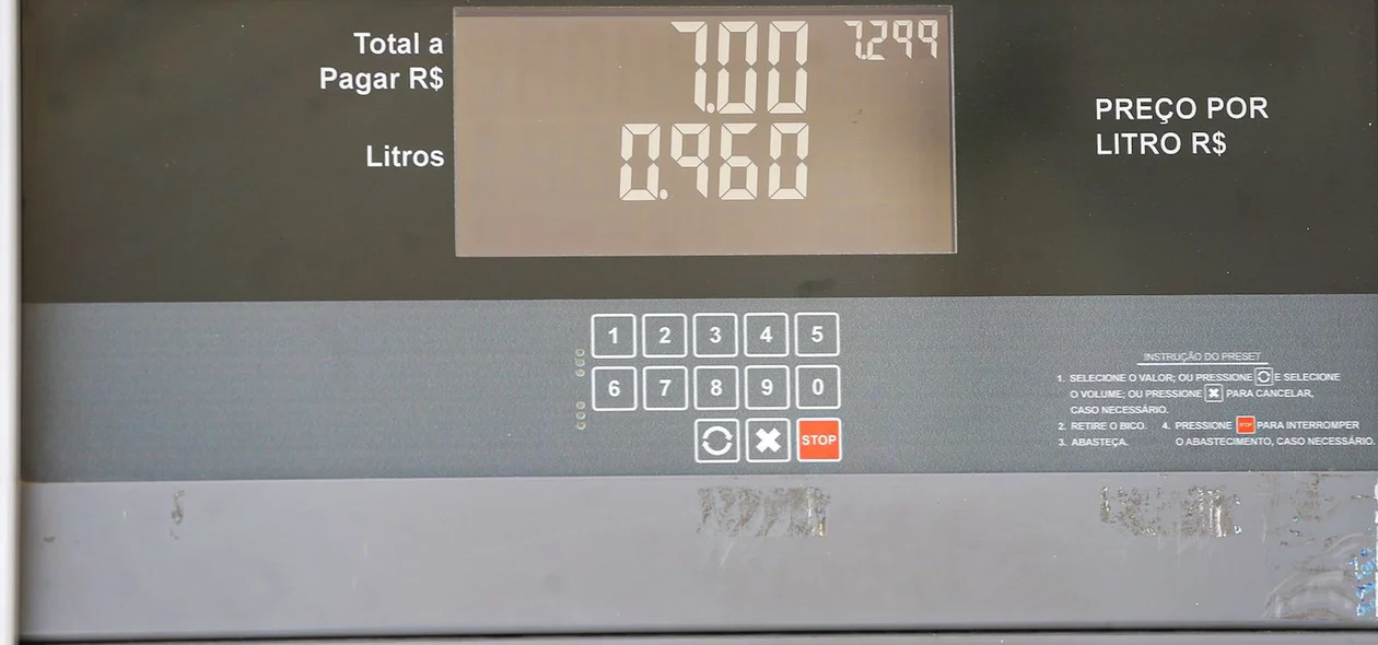 Gasolina comum vendida a R$ 7,29 em Teresina