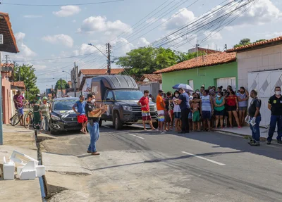 Homem foi assassinado na porta de casa