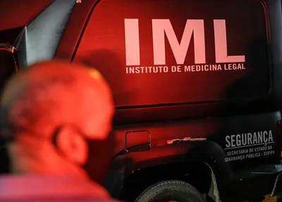 IML no local para remover o corpo
