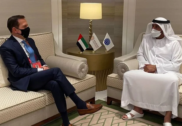 João Doria em reunião com o CEO da Emirates Airlines, Sheikh Ahmed Al Maktoum.
