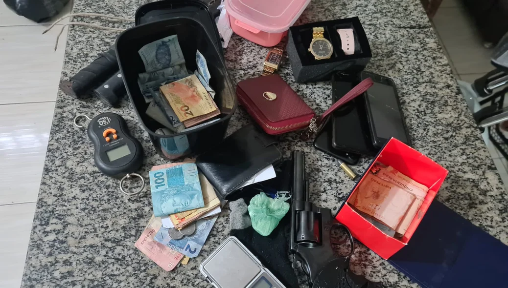 Materiais apreendidos