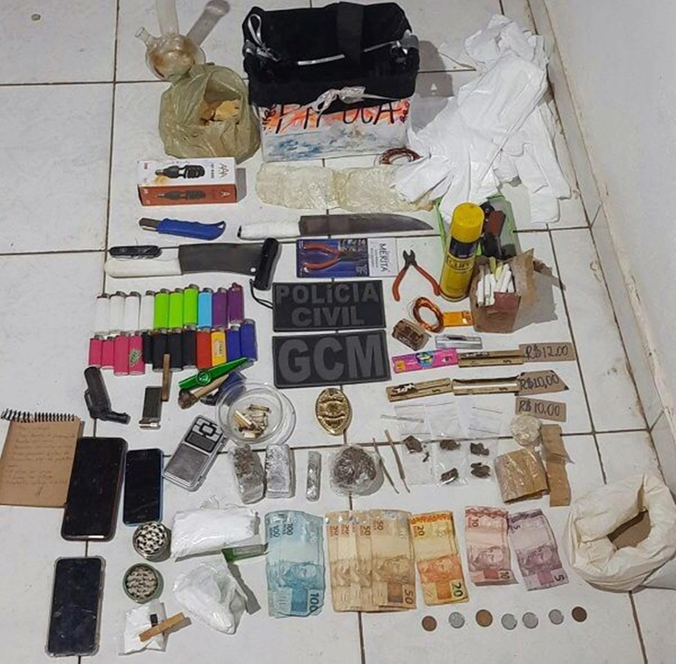 Material apreendido pela Polícia Civil durante Operação Marley