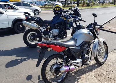 Motocicleta do jovem preso