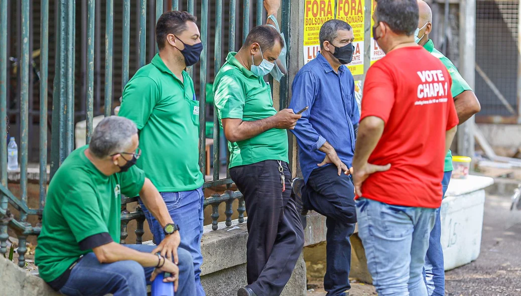 Motoristas e cobradores de Teresina cobram assinatura de convenção coletiva