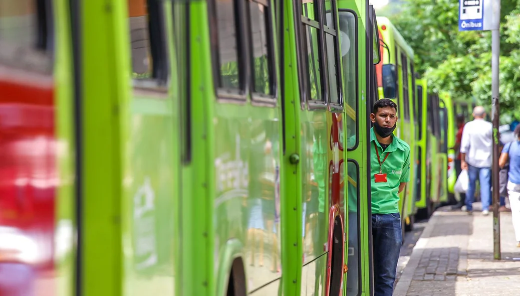 Motoristas e cobradores em nova paralisação em Teresina