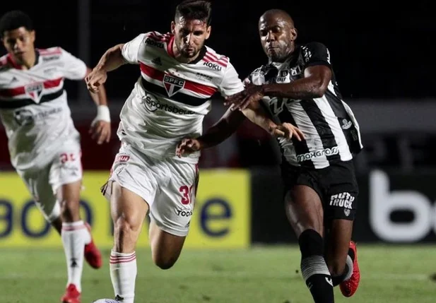 Na reestreia de Ceni, São Paulo tropeça no Ceará e amarga sexto empate seguido