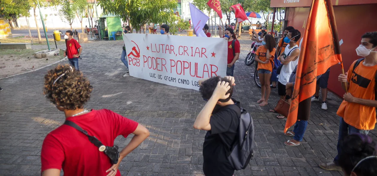 O movimento RUA Piauí também fez parte do ato