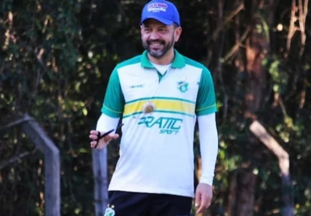 Paulinho Kobayashi em sua passagem pelo Altos