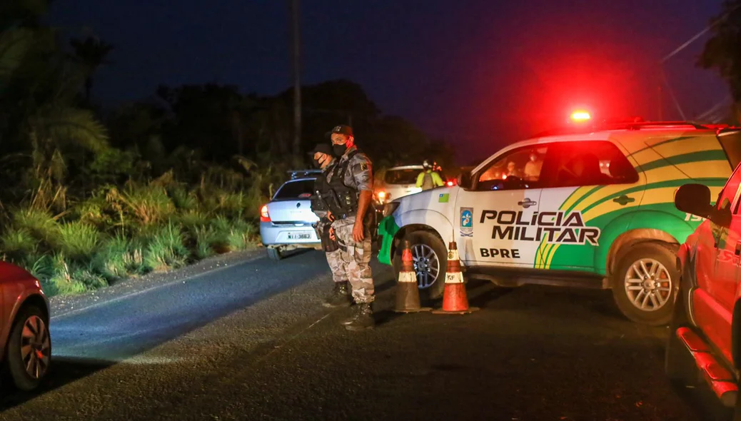 Polícia Militar no local