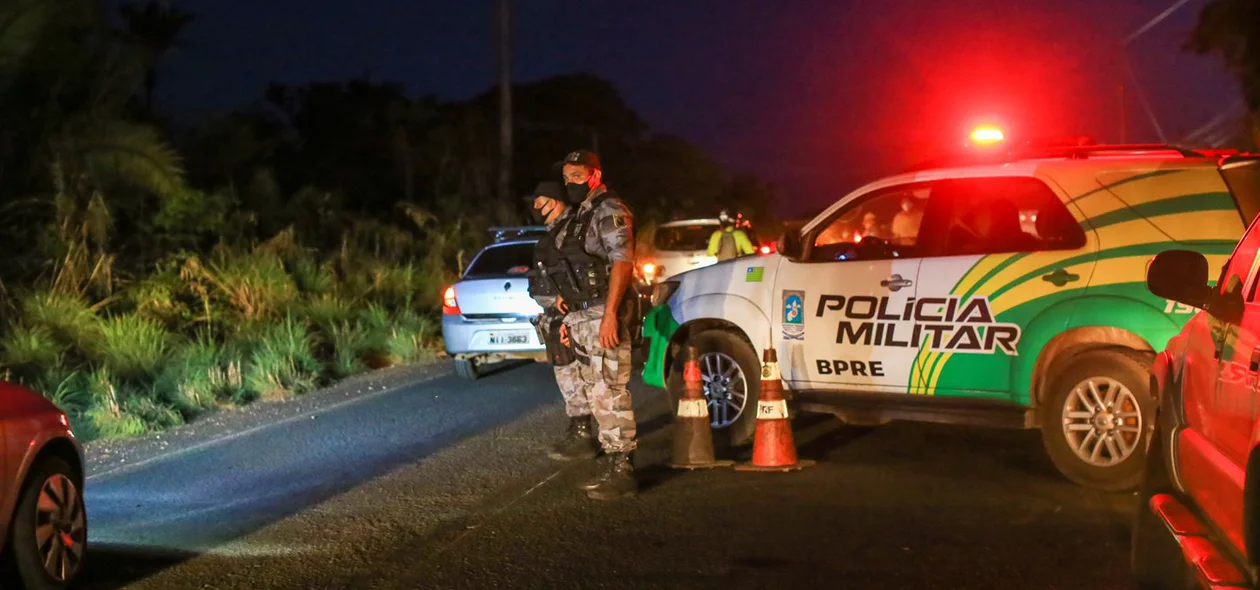 Polícia Militar no local