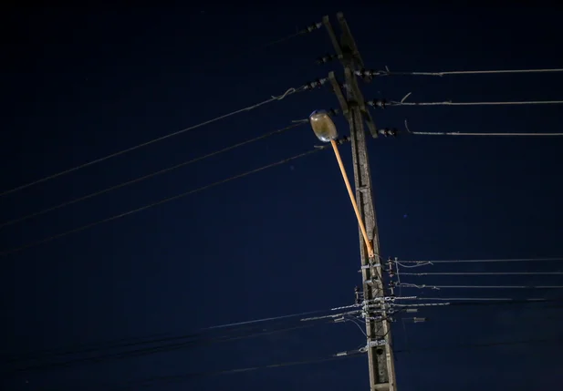Poste de energia não funciona