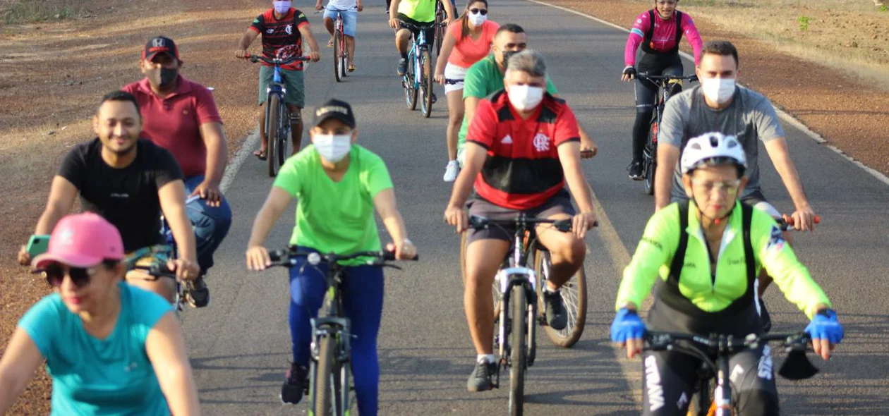 Prefeito da cidade, Zé Henrique, participou do passeio ciclístico