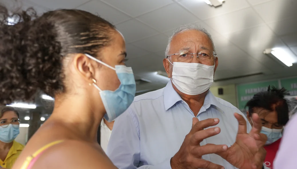 Prefeito de Teresina no Hospital Universitário