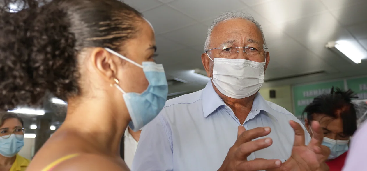 Prefeito de Teresina no Hospital Universitário