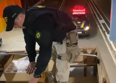 PRF apreende carga de cigarros avaliada em R$ 1,8 milhão em Elesbão Veloso