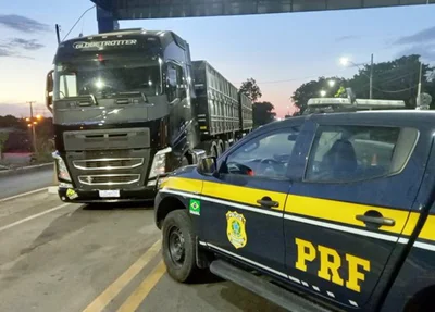 PRF flagra 23 toneladas de excesso de peso transportados sem nota fiscal.