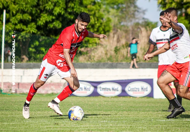 River em partida no CT Afrânio Nunes