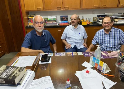 Sílvio Mendes ao lado de Jesus Rodrigues e Marco Antônio Ayres