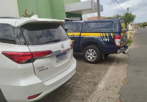 Veículo apreendido pela PRF em Campo Maior