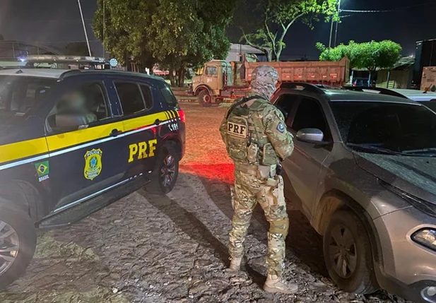 Veículo apreendido pela PRF em Timon-MA