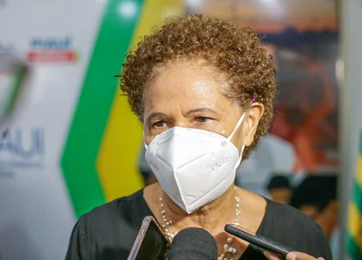 Vice-governadora Regina Sousa