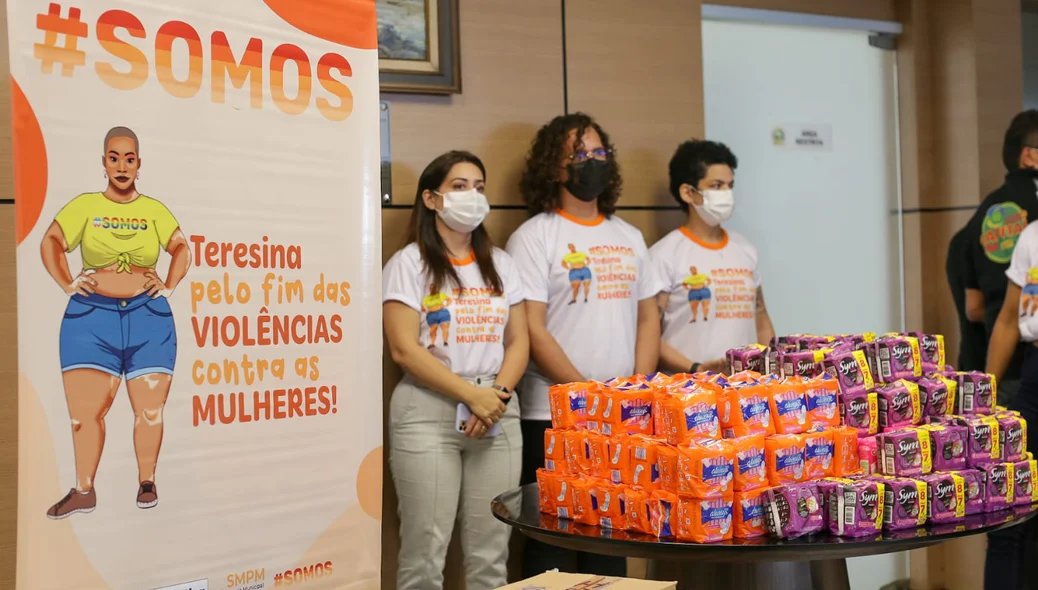 A campanha tem como objetivo lutar pelo fim da violência contra a mulher