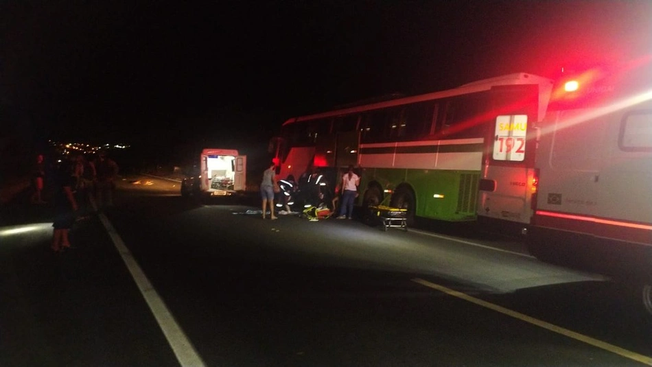 Acidente com ônibus deixa 4 mortos e vários feridos no Piauí