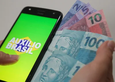 Auxílio Brasil