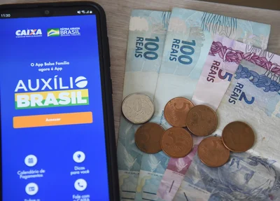Auxílio Brasil