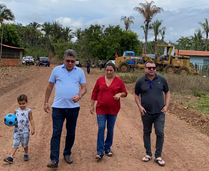 Caminhada pelas obras de mobilidade em União