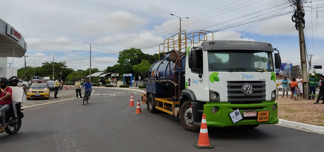 Caminhão atropelou o motociclista