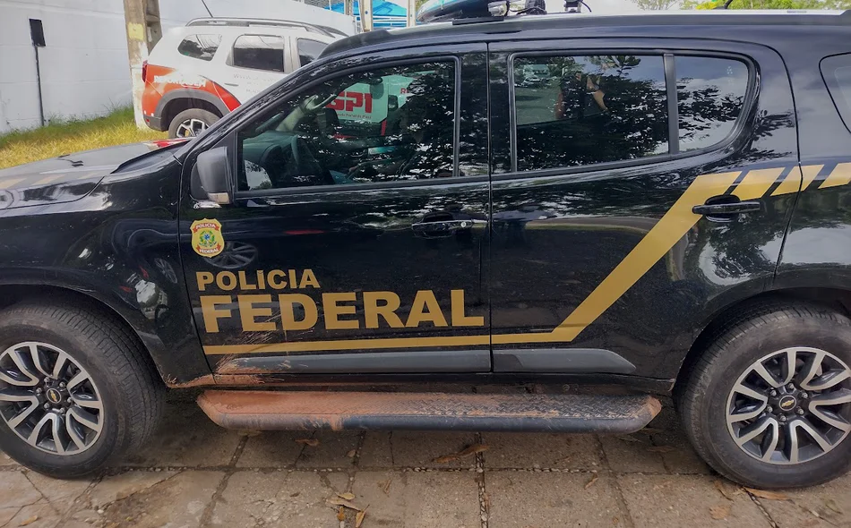Carro da Polícia Federal em Teresina