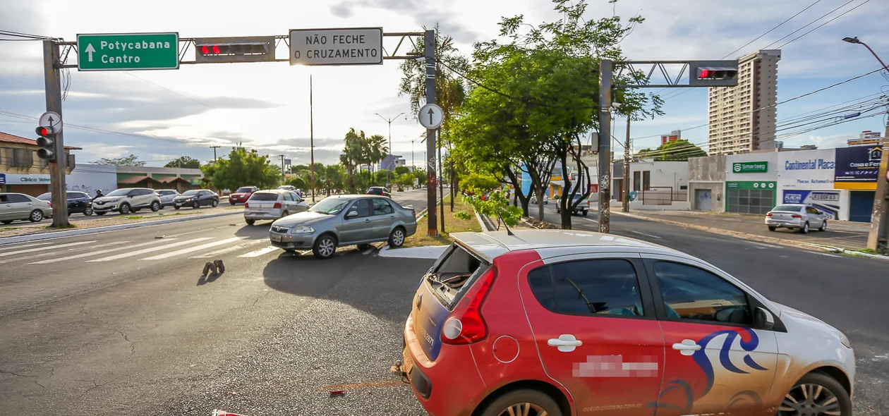 Carros envolvidos no acidente