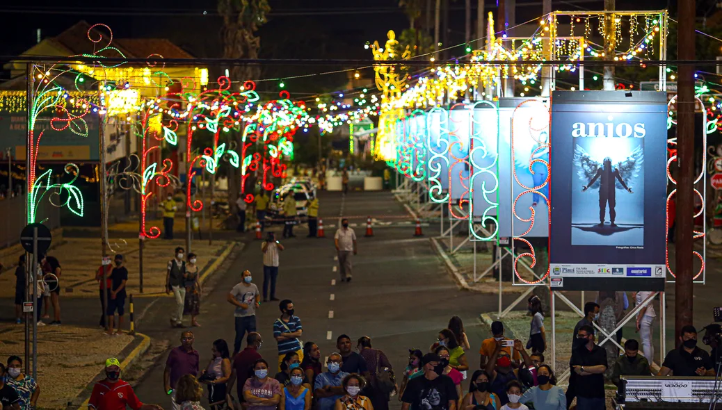 Centro ficou iluminado