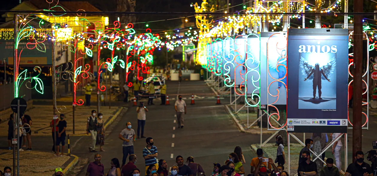 Centro ficou iluminado