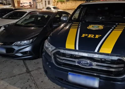 Chevrolet Cruze apreendido pela PRF