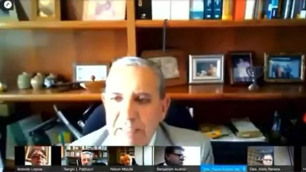 Conversa íntima de desembargadores vaza