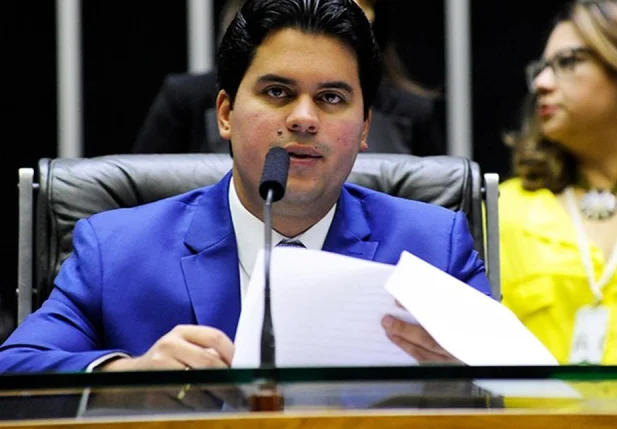 Deputado André Fufuca, relator do Refis na Câmara.