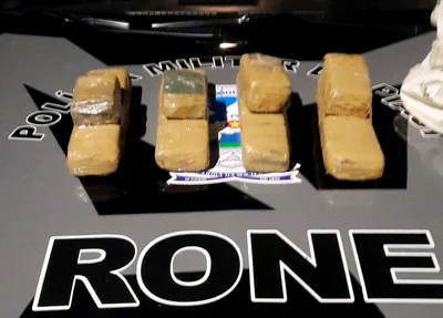 Droga apreendida pelo RONE no residencial Parque Brasil II