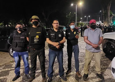 Equipe do 22º DP que realizou a prisão
