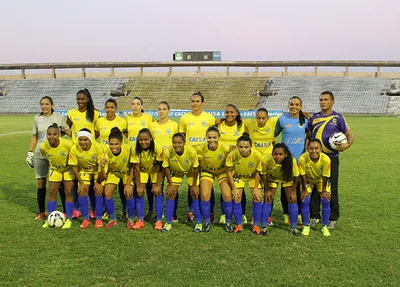 Equipe do Tiradentes que disputou o Campeonato Brasileiro Feminino em 2015