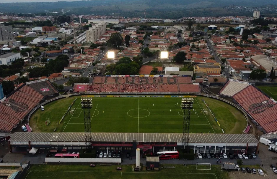 Estádio Novelli Júnior.