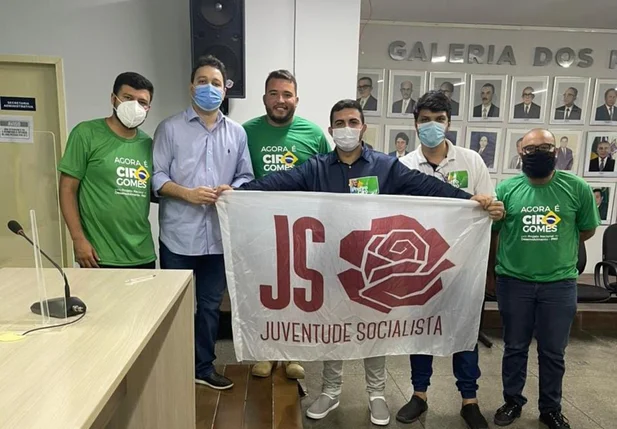 Evandro Hidd filia prefeito Lucas Moraes ao PDT