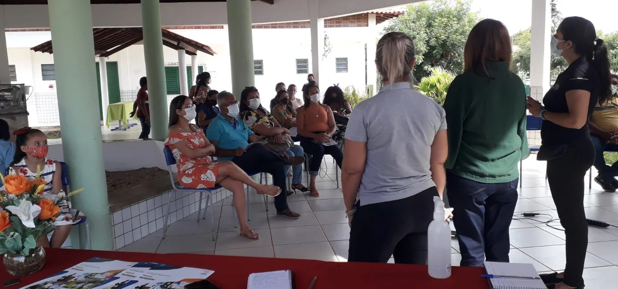 Foram tratados os aspectos de Segurança e combate aos incêndios
