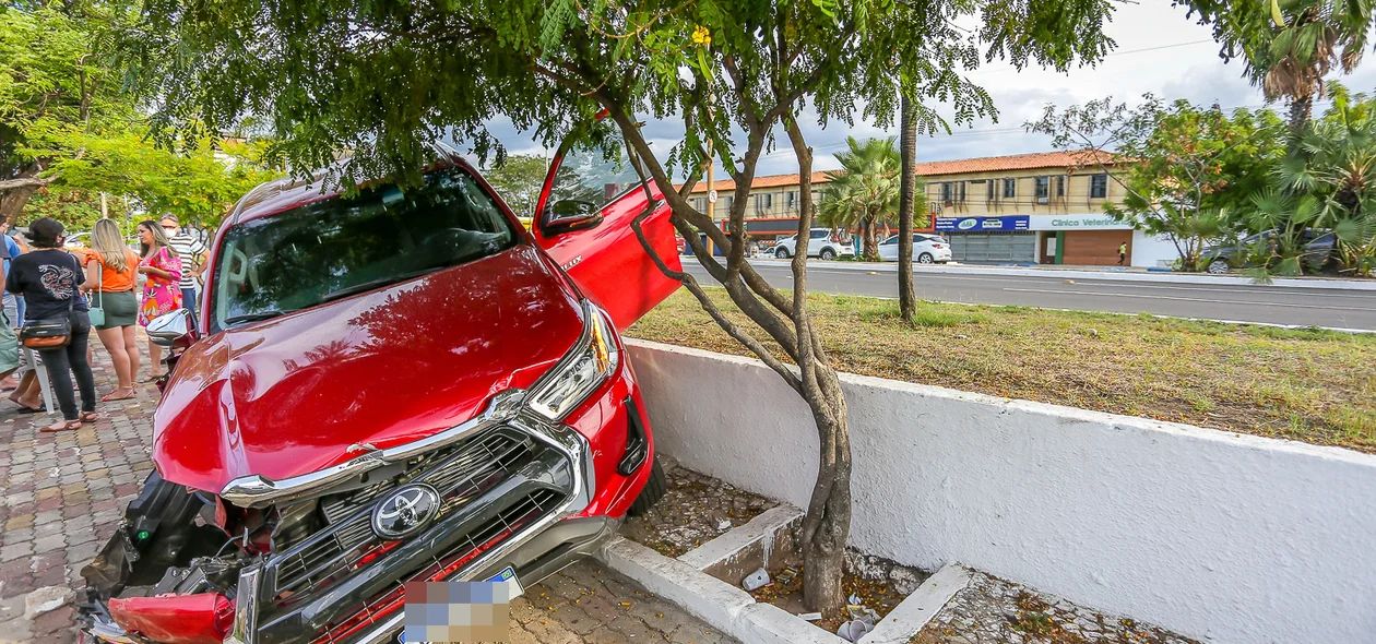 Hilux envolvida no acidente