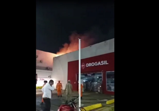 Incêndio na Drogasil
