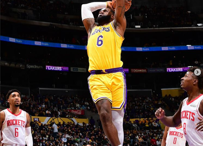 LeBron James em partida pelo Los Angeles Lakers