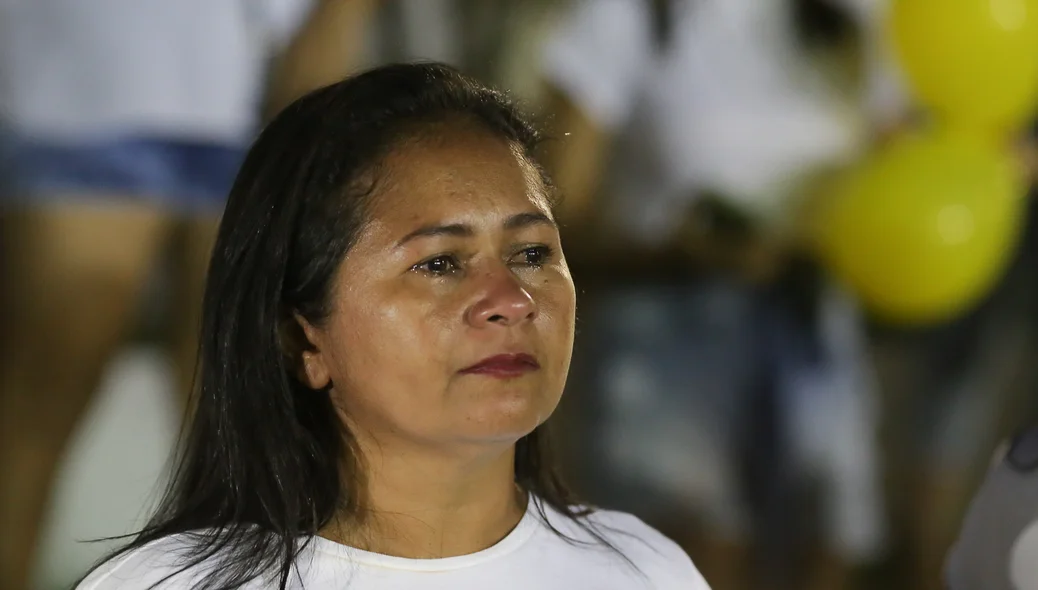 Mulher emocionada